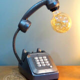 Lampe téléphone vintage gris