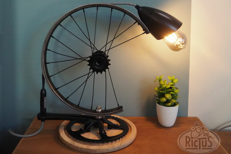 Lampe roue de vélo
