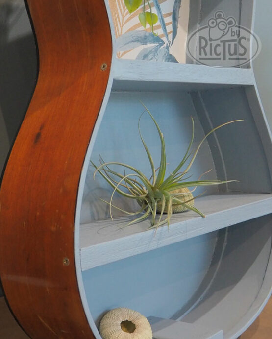 Guitare recyclée – Image 2